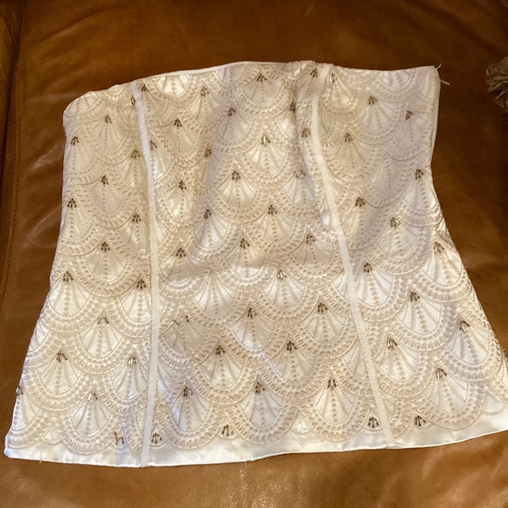 White House black market size 4 strapless cream top